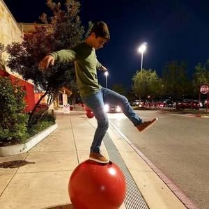 Meet your Posher, Gerardo